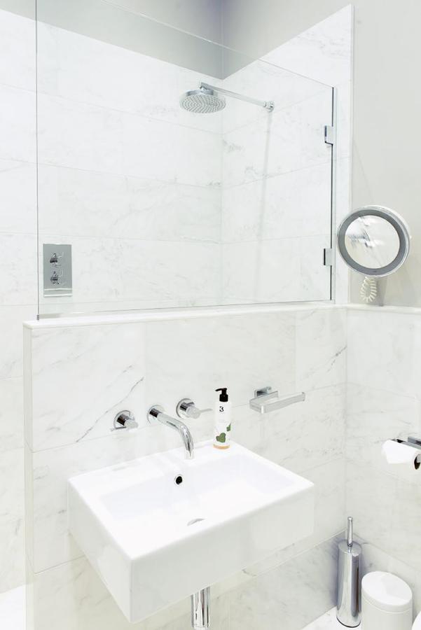 Ramsay Gardens - Grand 4-Bedroom Apartment Next To Castle Edimburgo Esterno foto